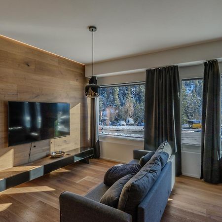 Black Summit Boutique Resort Laax Extérieur photo