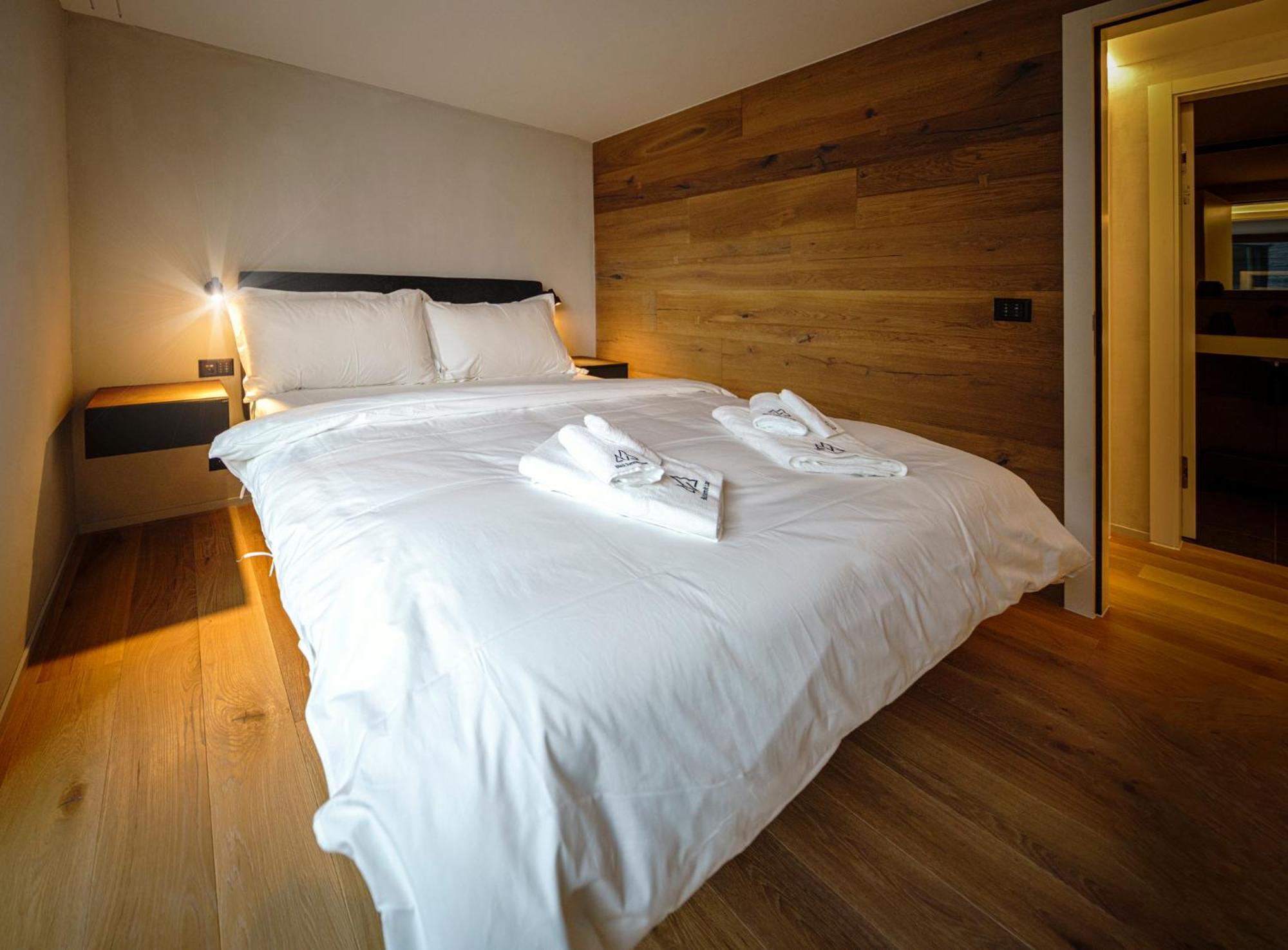 Black Summit Boutique Resort Laax Extérieur photo