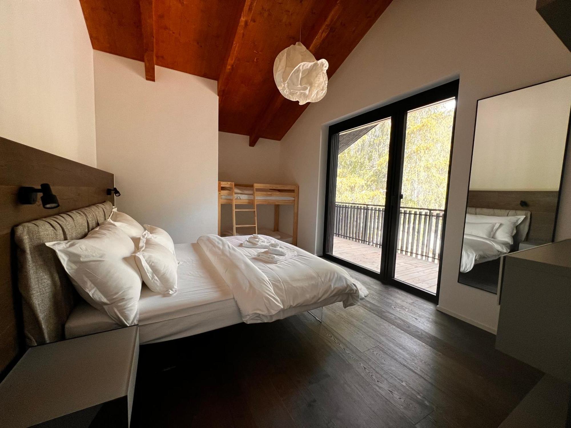 Black Summit Boutique Resort Laax Extérieur photo