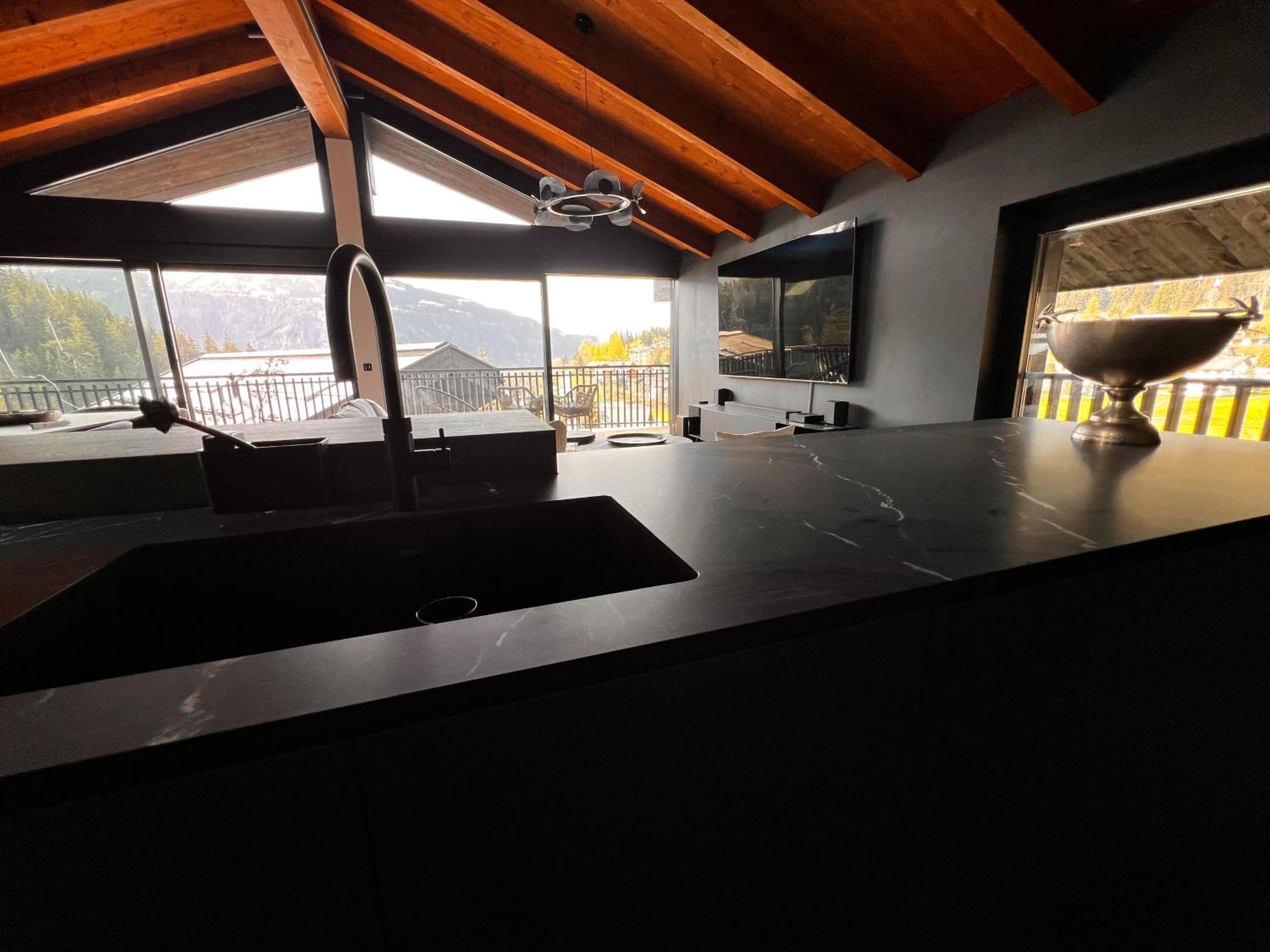 Black Summit Boutique Resort Laax Extérieur photo